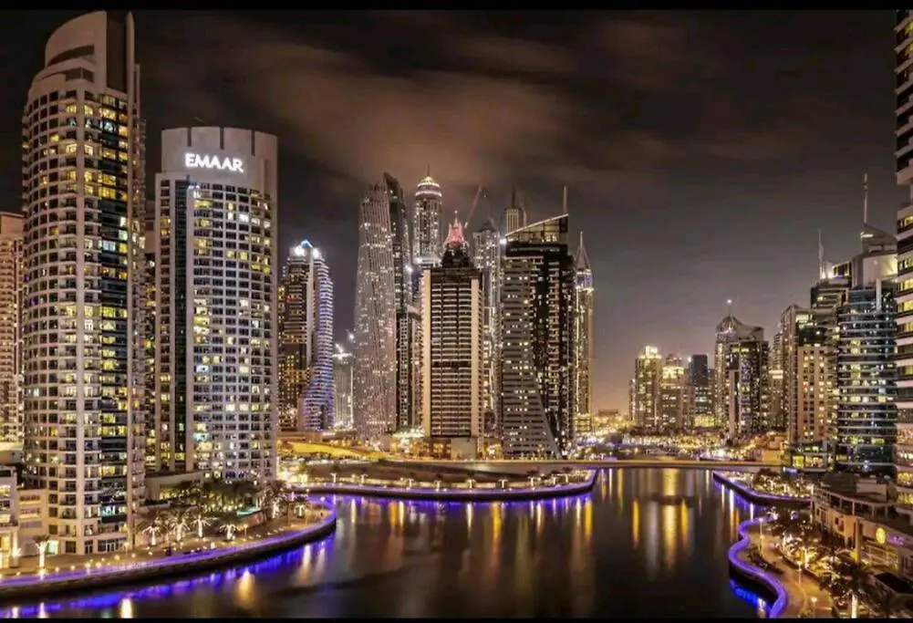 Lux Spectacular Dubai Marina View Apartment